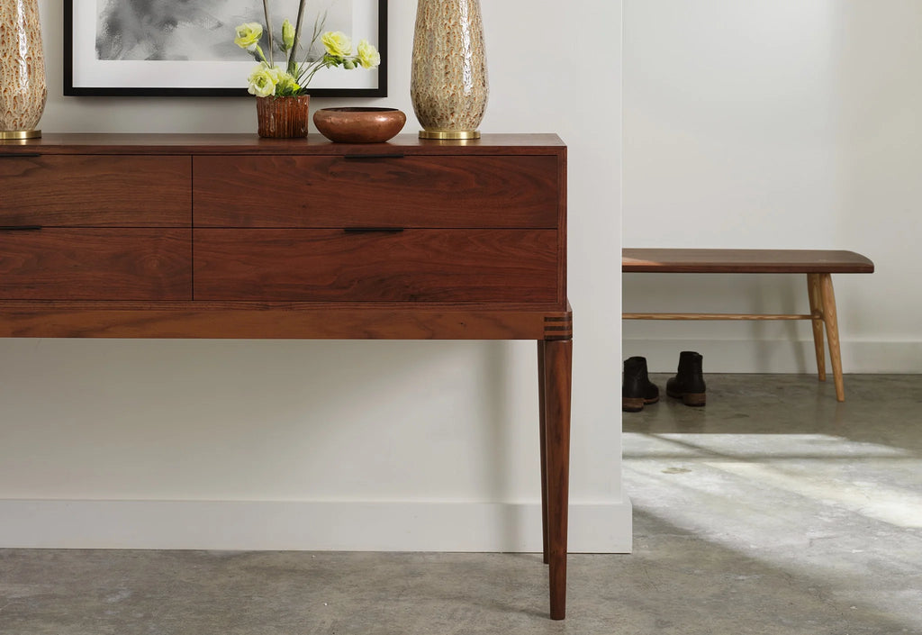Bahut – Avec sa référence distincte au design moderne danois, le bahut incarne notre engagement durable à