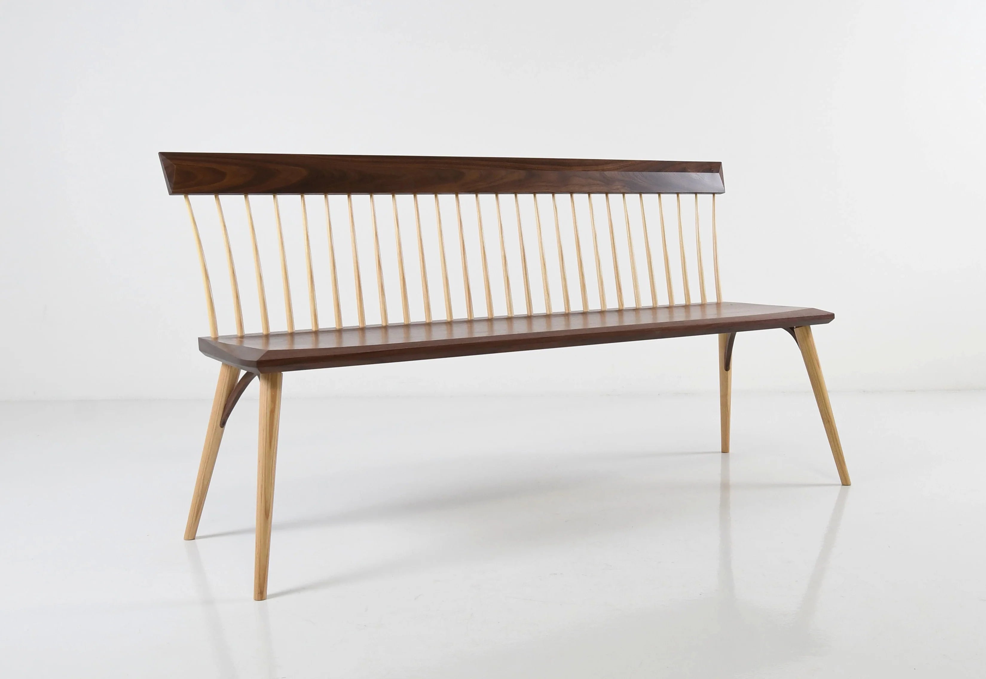 Banc - Interprétation contemporaine d'un design Shaker traditionnel, le banc exprime la beauté du minimalisme