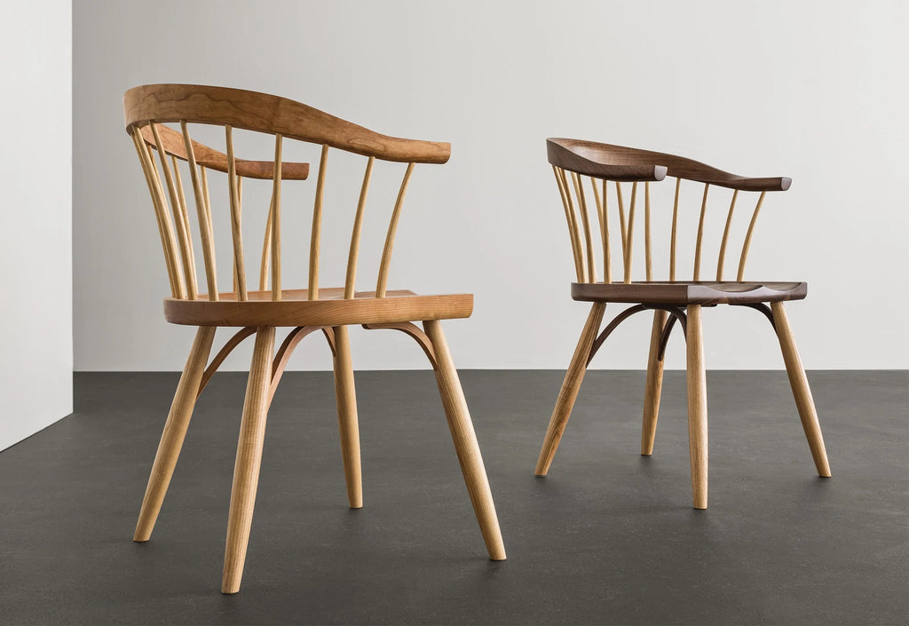 Chaise Newport - La chaise Newport s'inspire d'une douzaine de chaises Windsor à dossier bas achetées pour une bibliothèque de