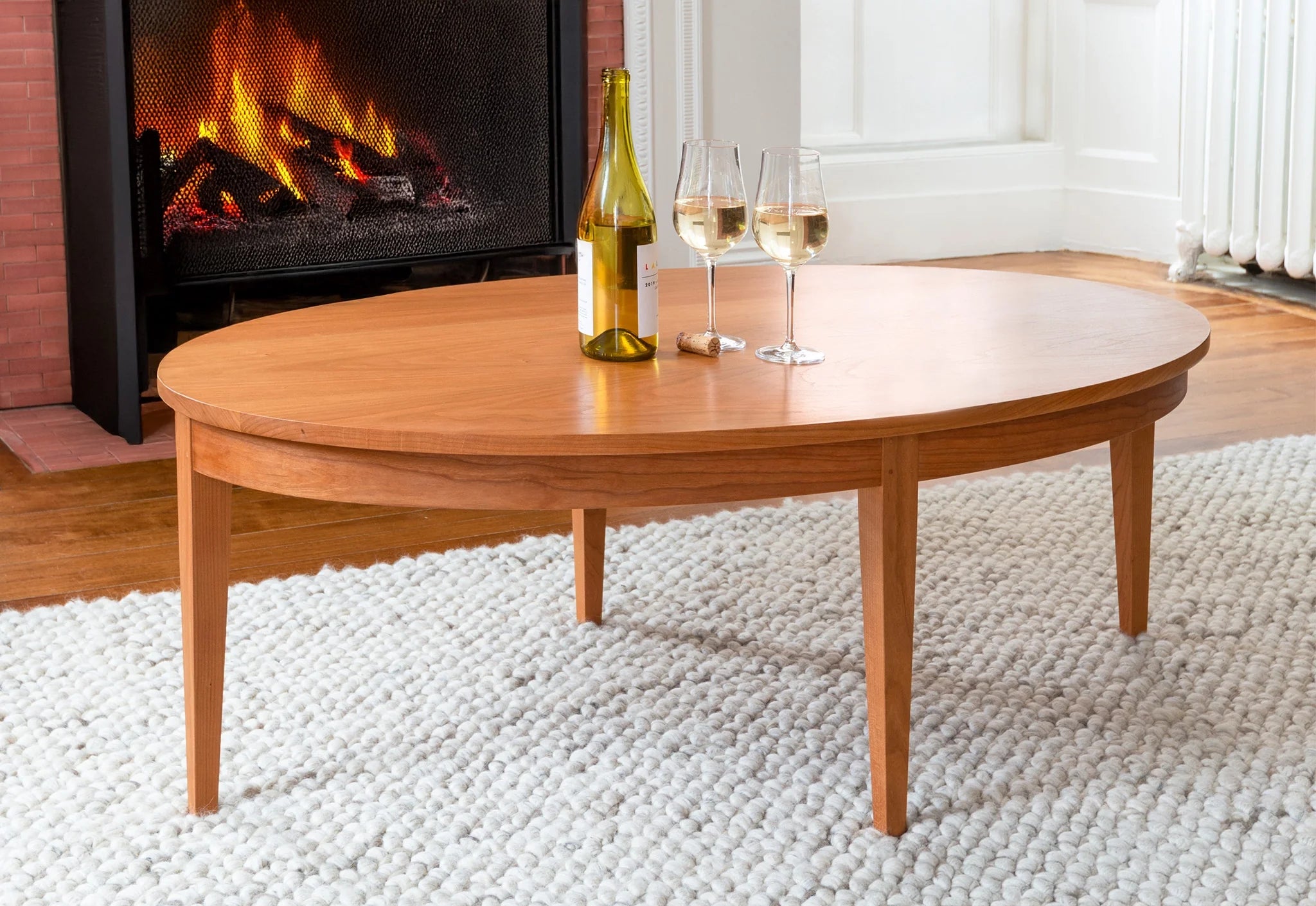 Table basse ovale - Conçue dans une forme plus commune aux tables à manger, notre table basse ovale fait preuve d'une certaine sobriété