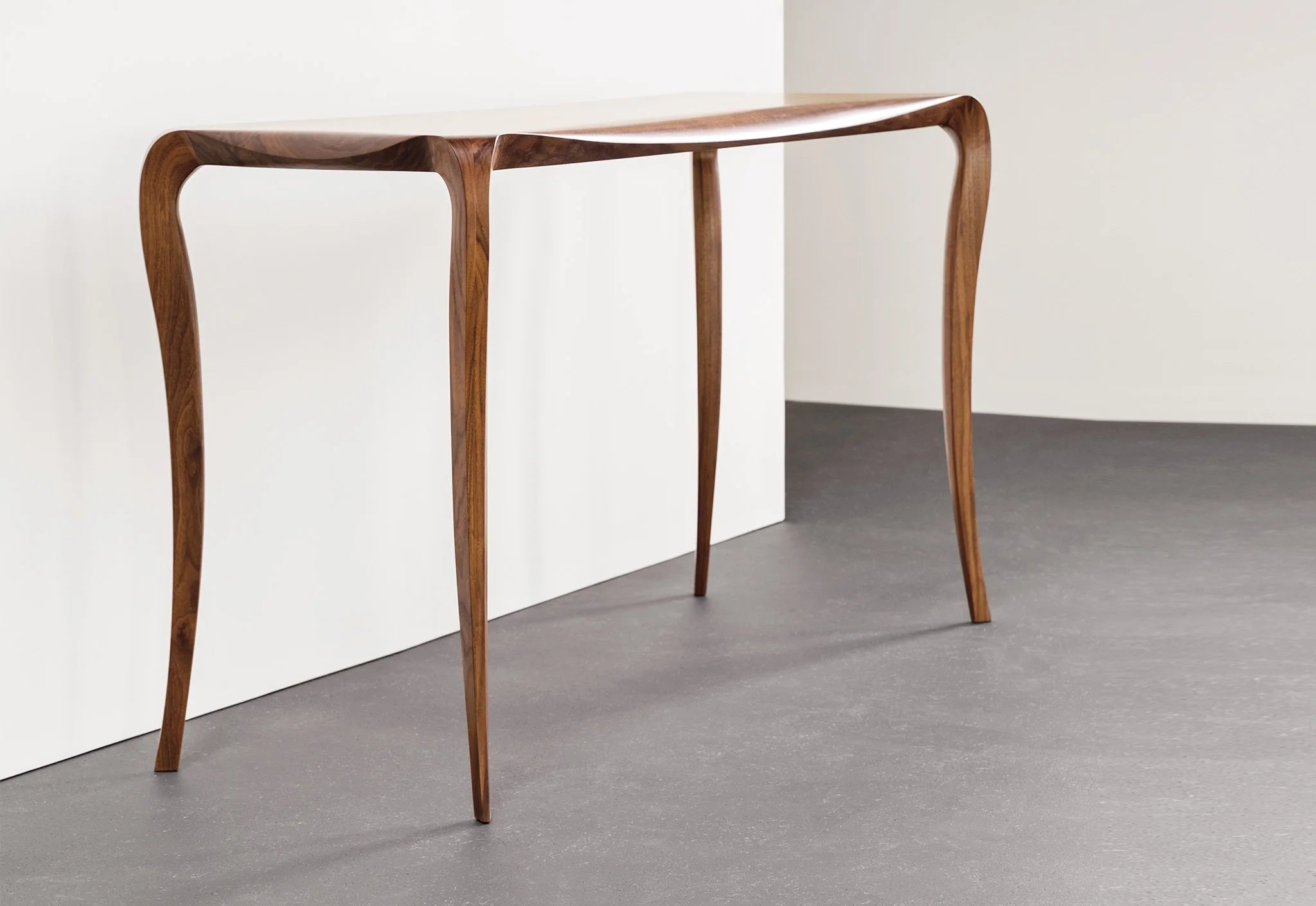 Table de vestibule - La table de vestibule peut être utilisée dans un couloir, comme bureau, coiffeuse ou table d'appoint.