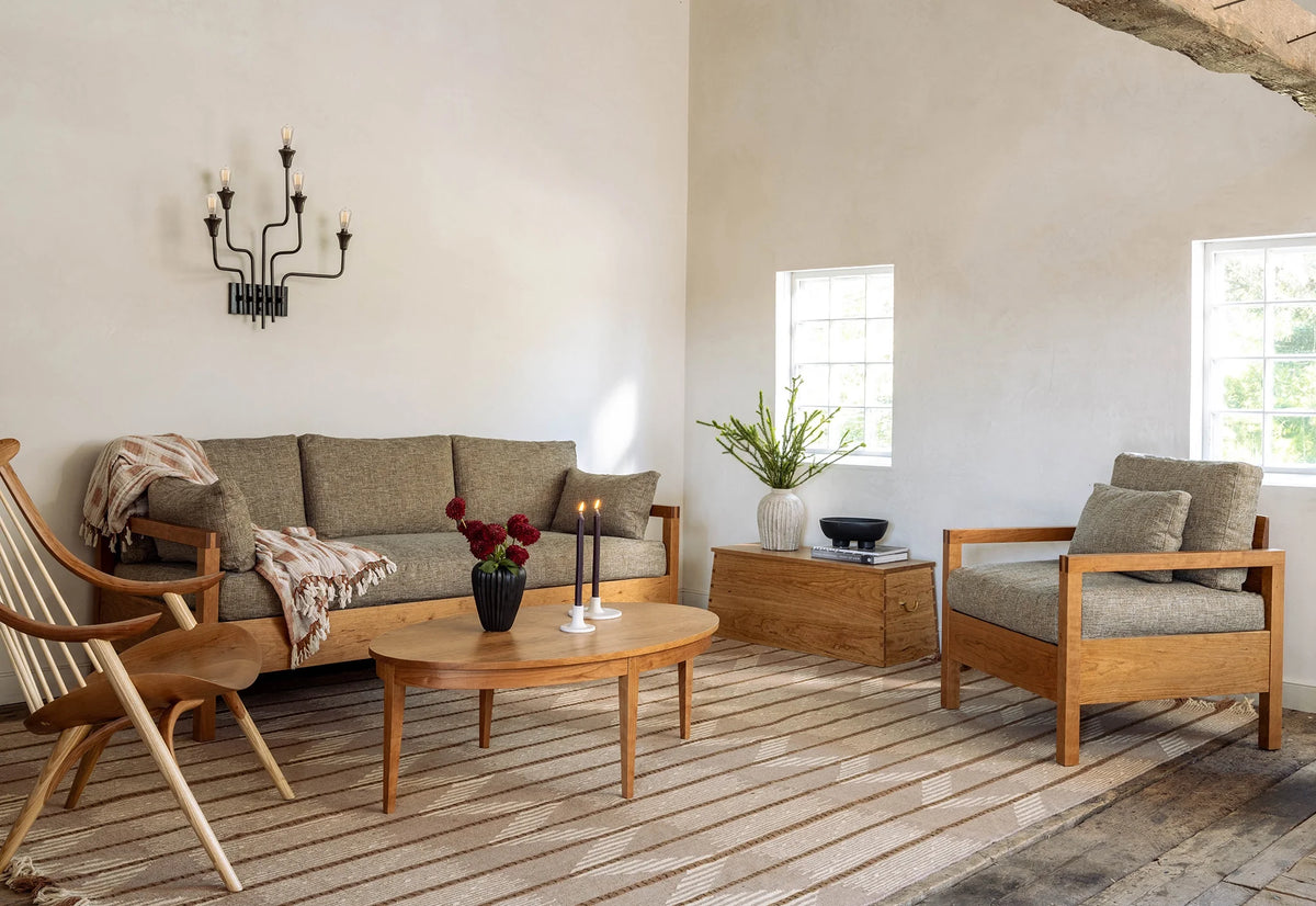 Table basse ovale - Conçue dans une forme plus commune aux tables à manger, notre table basse ovale fait preuve d'une certaine sobriété