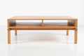 Table basse – living est conçue pour tirer le meilleur parti des lignes minimalistes tout en offrant un confort maximal.