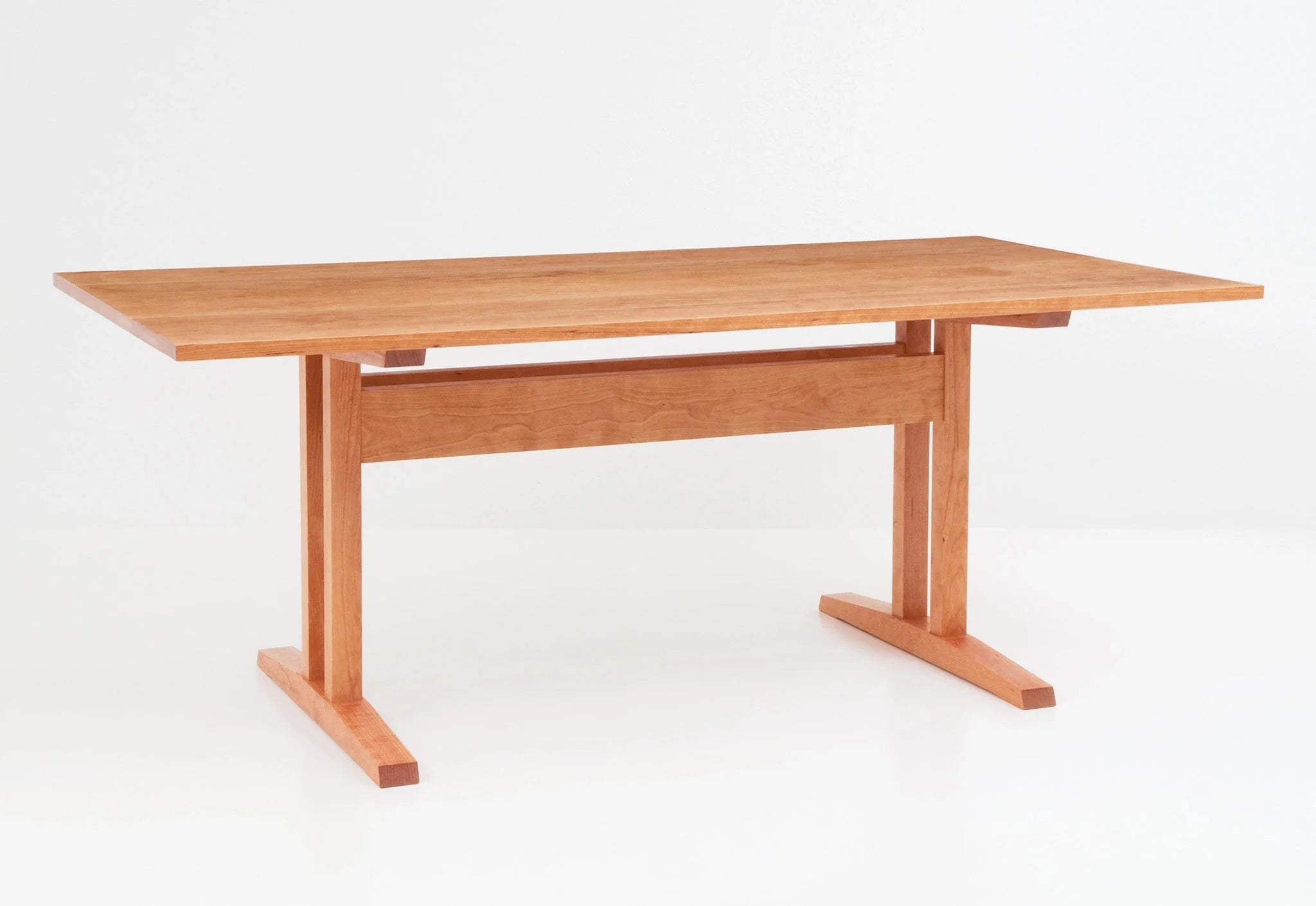 Table à tréteaux - La Table à tréteaux est une interprétation classique des tables de salle à manger de la communauté Shaker du début du XIXe siècle.